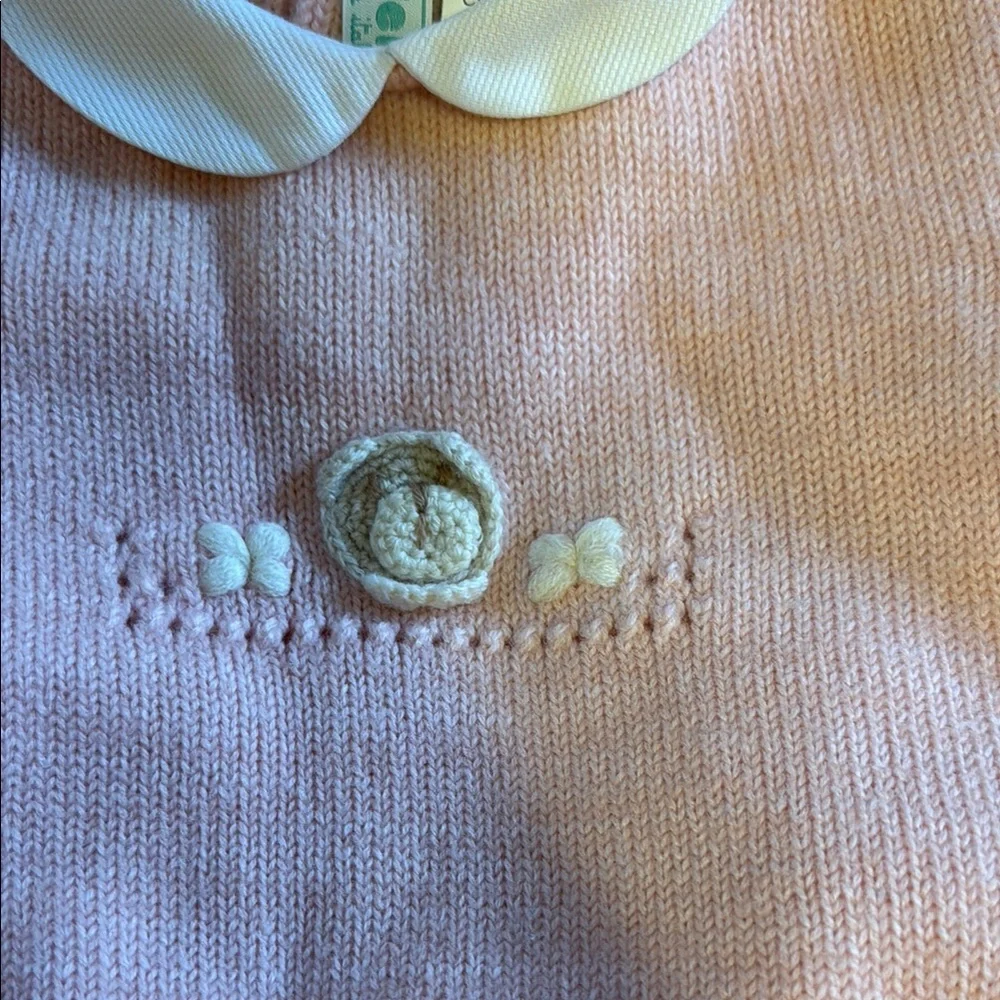 Adorable Pink Knit wood Baby Outfit - Picture 3 of 4